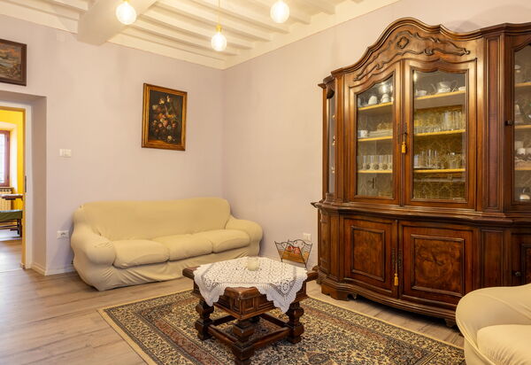 Il Cipresso, Casa dei Nonni, Cortona: Autumn, Living Room, Spring, Summer