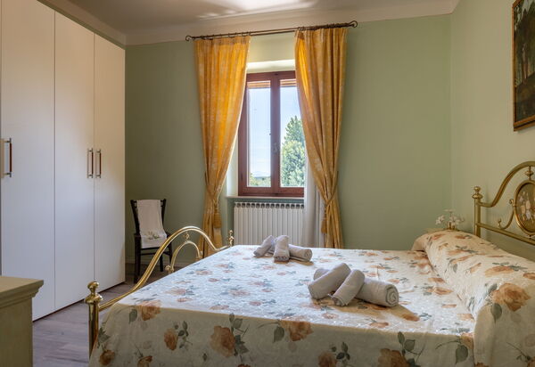 Il Cipresso, Casa dei Nonni, Cortona: Autumn, Bedroom, Spring, Summer