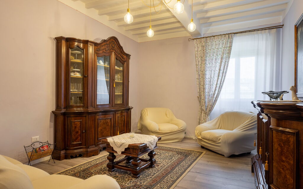 Il Cipresso, Casa dei Nonni, Cortona: Autumn, Living Room, Spring, Summer