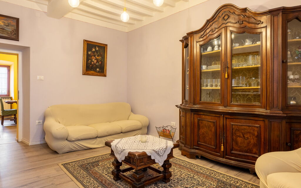 Il Cipresso, Casa dei Nonni, Cortona: Autumn, Living Room, Spring, Summer
