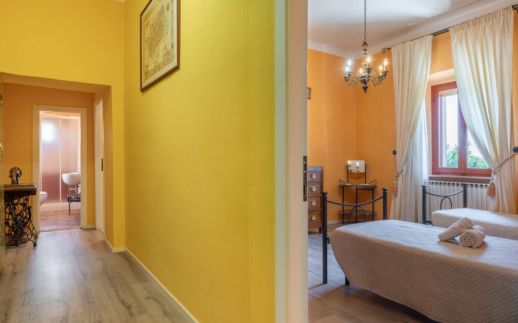 Il Cipresso, Casa dei Nonni, Cortona: Autumn, Bedroom, Spring, Summer