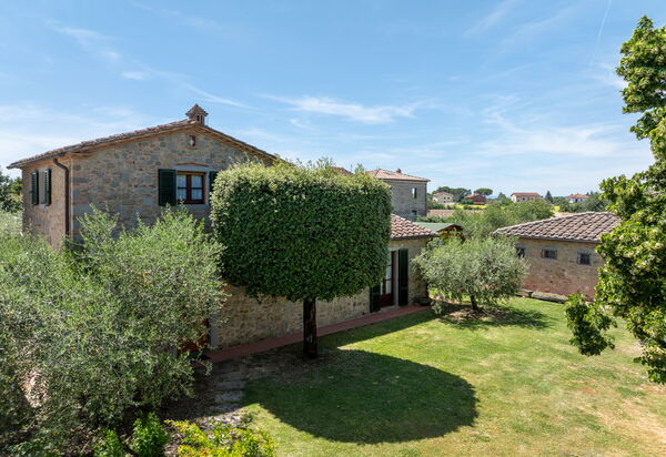 Il Cipresso, Casa Lucia, Cortona: Autumn, Garden, Spring, Summer