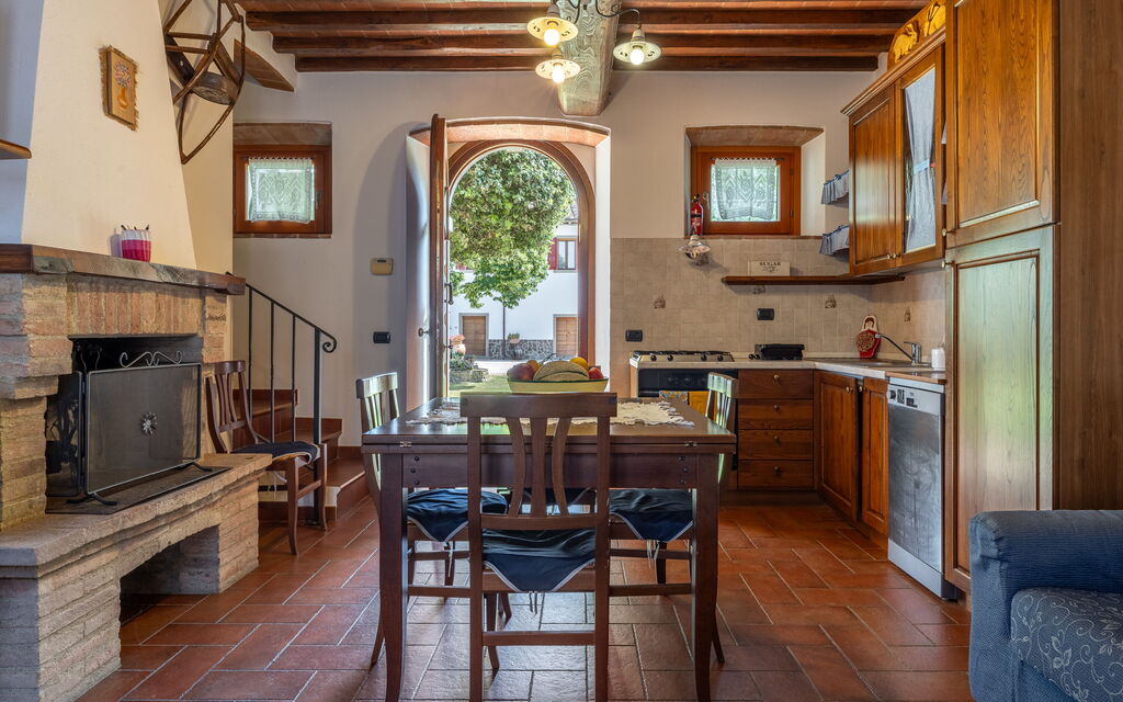 Il Cipresso, Casa Lucia, Cortona: Autumn, Kitchen, Living Room, Spring, Summer