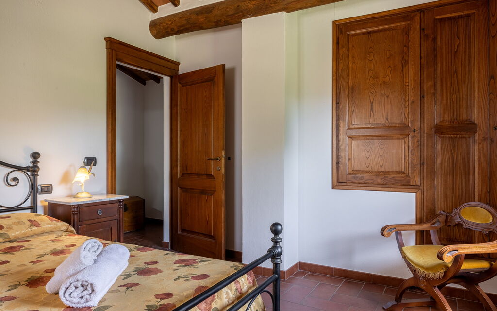 Il Cipresso, Casa Lucia, Cortona: Autumn, Bedroom, Spring, Summer