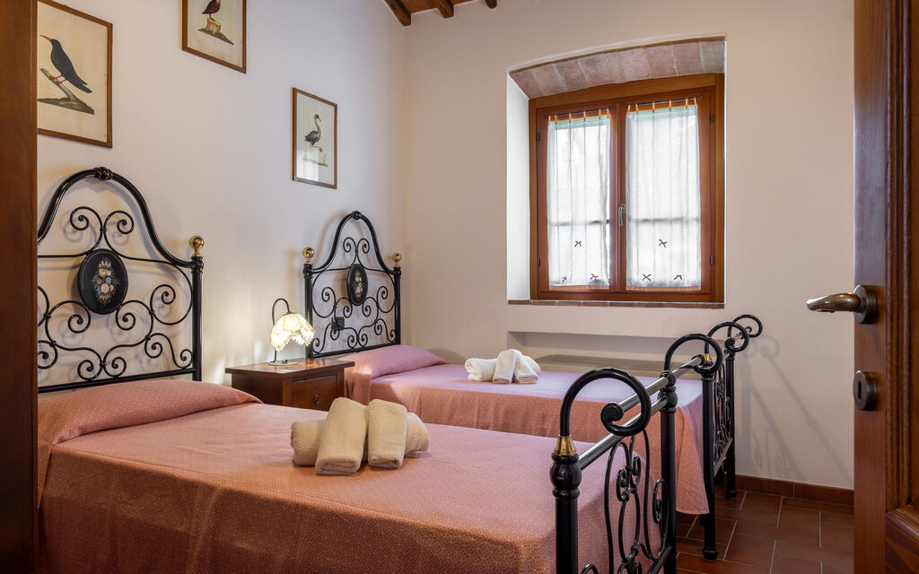 Il Cipresso, Casa Lucia, Cortona: Autumn, Bedroom, Spring, Summer