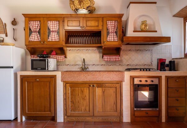 Il Cipresso, Casa Martina, Cortona: Autumn, Kitchen, Spring, Summer