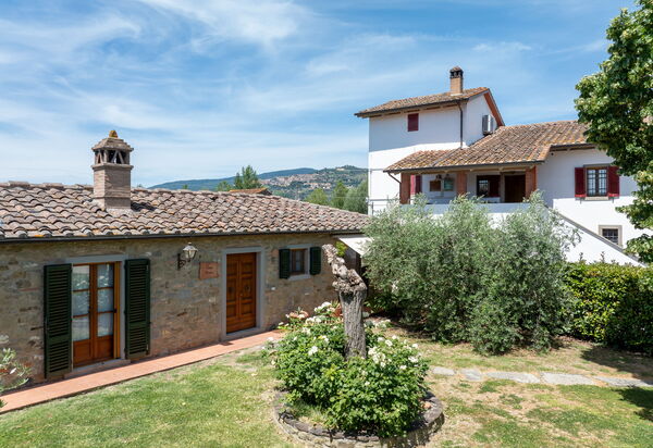 Il Cipresso, Casa Martina, Cortona: Autumn, Garden, Spring, Summer