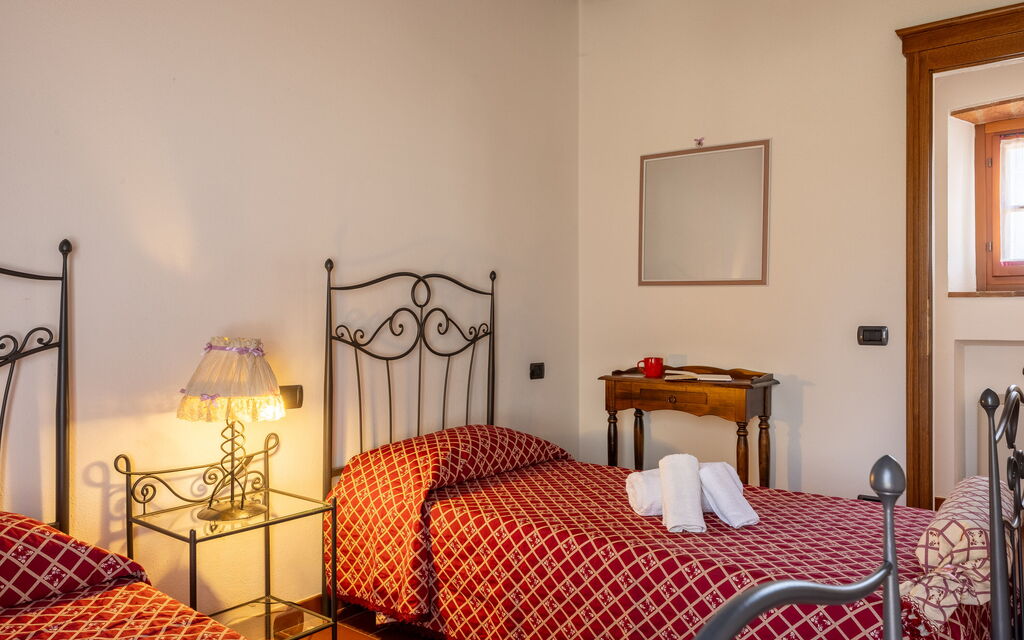 Il Cipresso, Casa Martina, Cortona: Autumn, Bedroom, Spring, Summer