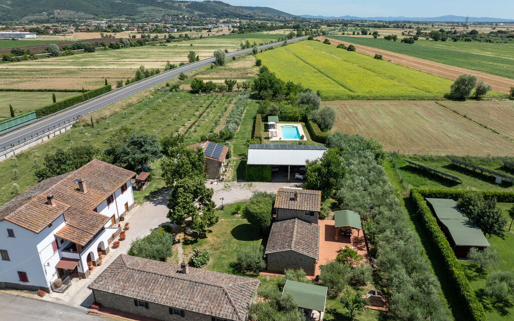 Il Cipresso, Casa Martina, Cortona: Autumn, Scenic View, Spring, Summer
