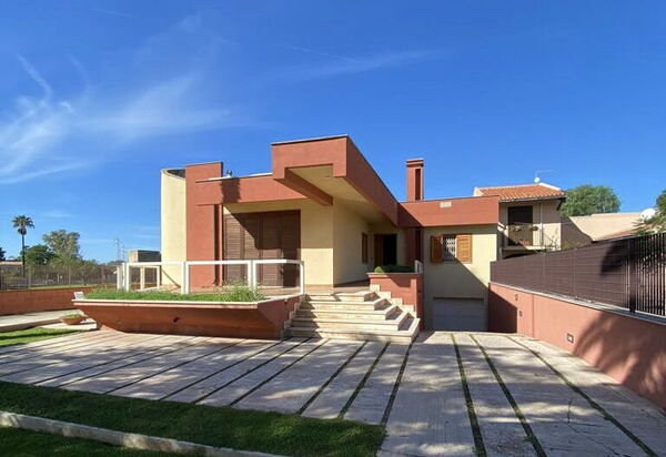 Villa Billona: Autumn, Balcony / Terrace / Patio, Spring, Summer