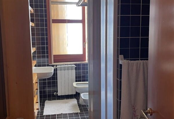 Villa Billona: Autumn, Bathroom, Spring, Summer