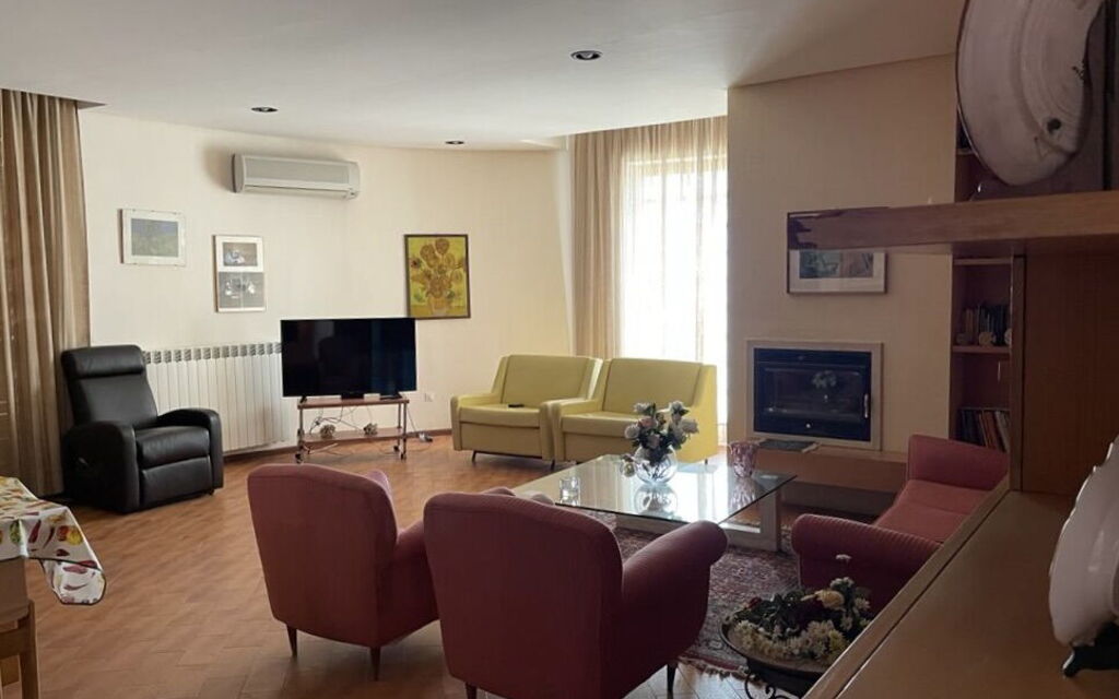 Villa Billona: Autunno, Estate, Primavera, Sala da pranzo, Soggiorno