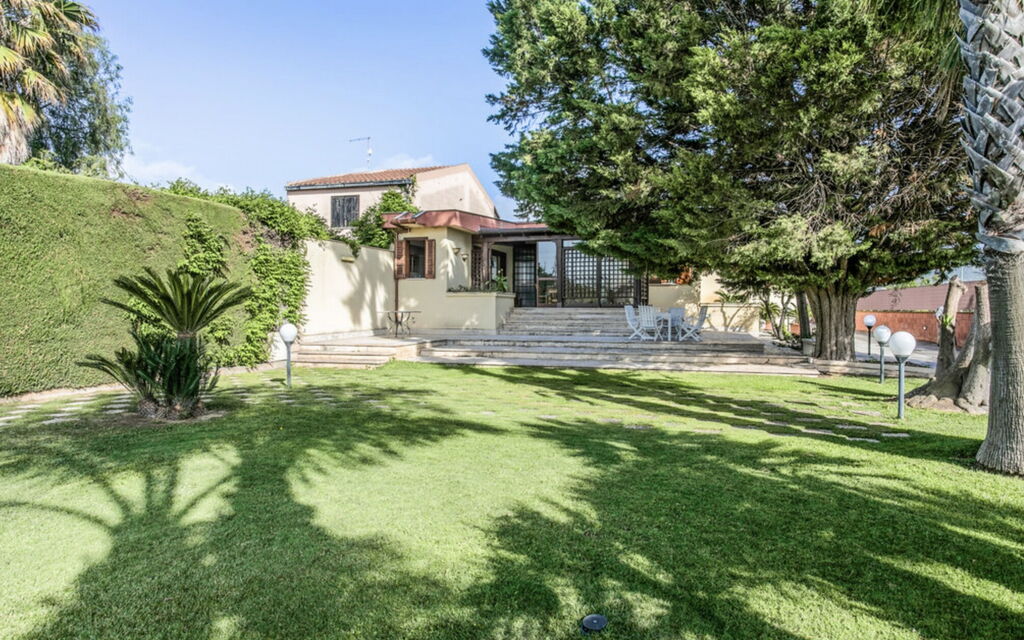 Villa Billona: Autunno, Balcone / Terrazza / Patio, Estate, Giardino, Primavera