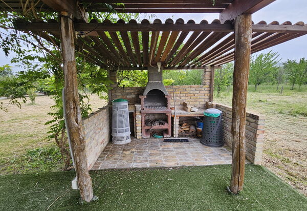 Casale dei Ciliegi: Autumn, Building Exterior, Garden, Outdoor, Spring, Summer, Winter