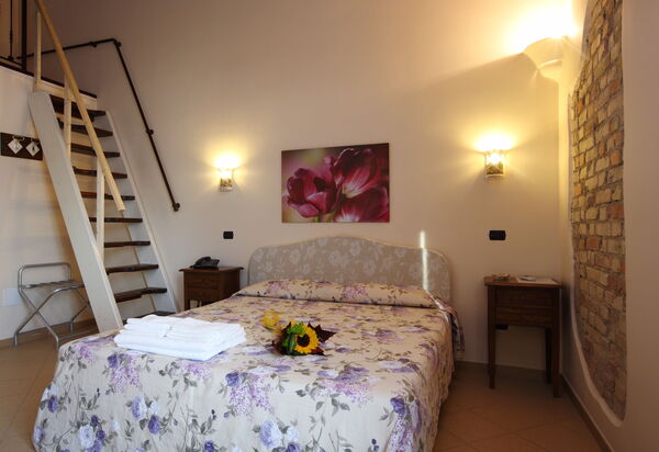 Casale dei Ciliegi: Autumn, Bedroom, Spring, Summer