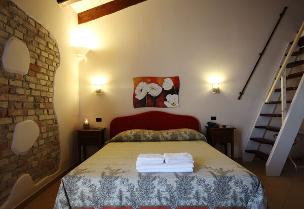Casale dei Ciliegi: Autumn, Bedroom, Spring, Summer