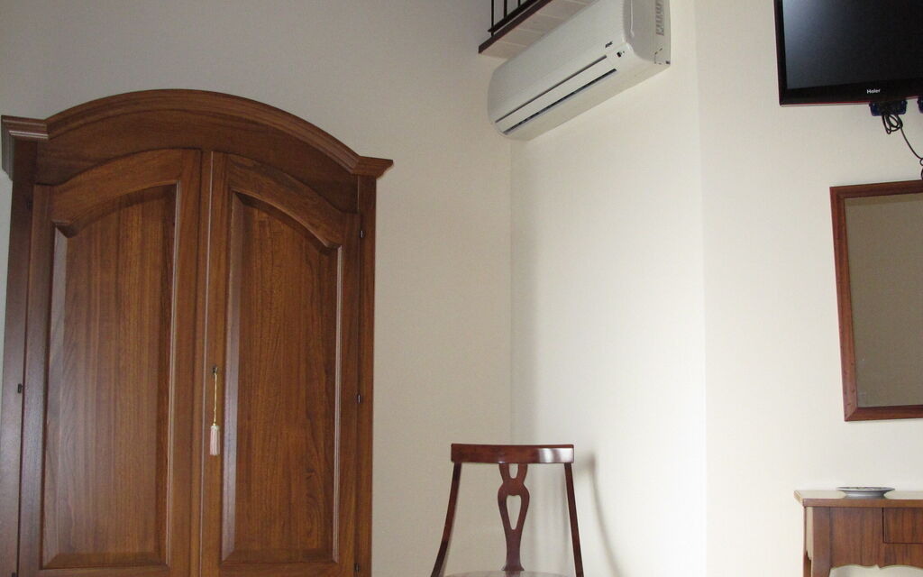 Casale dei Ciliegi: Autumn, Bedroom, Spring, Summer