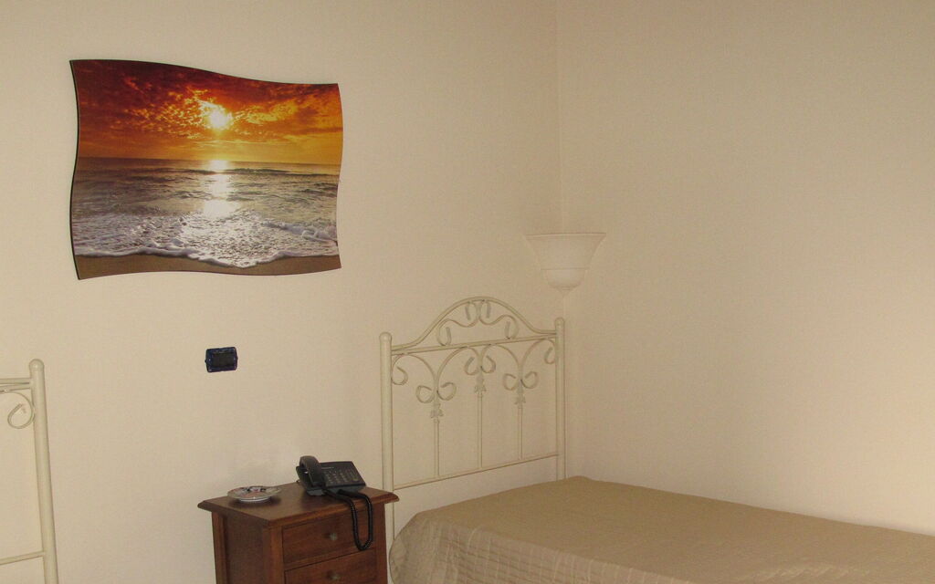 Casale dei Ciliegi: Autumn, Bedroom, Spring, Summer