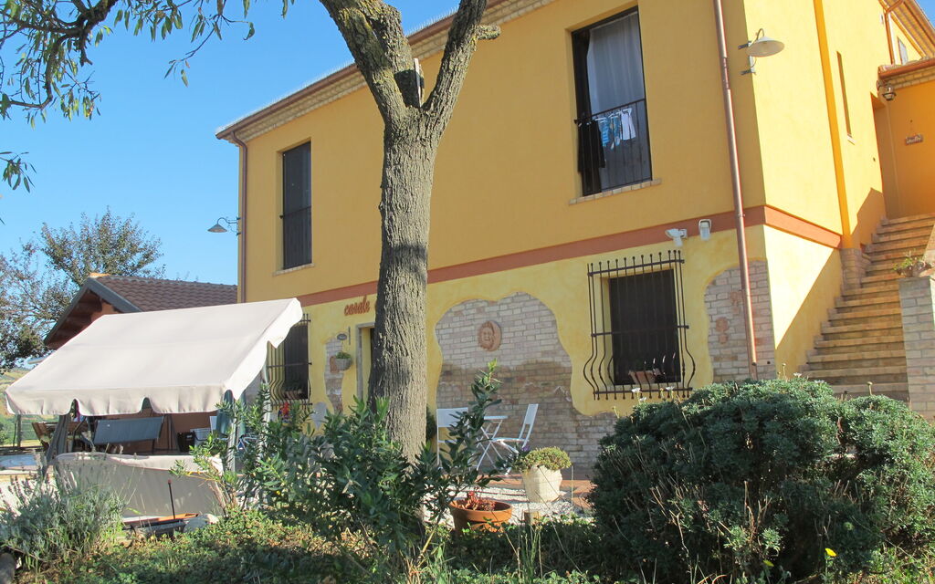 Casale dei Ciliegi: Autumn, Building Exterior, Outdoor, Spring, Summer, Winter