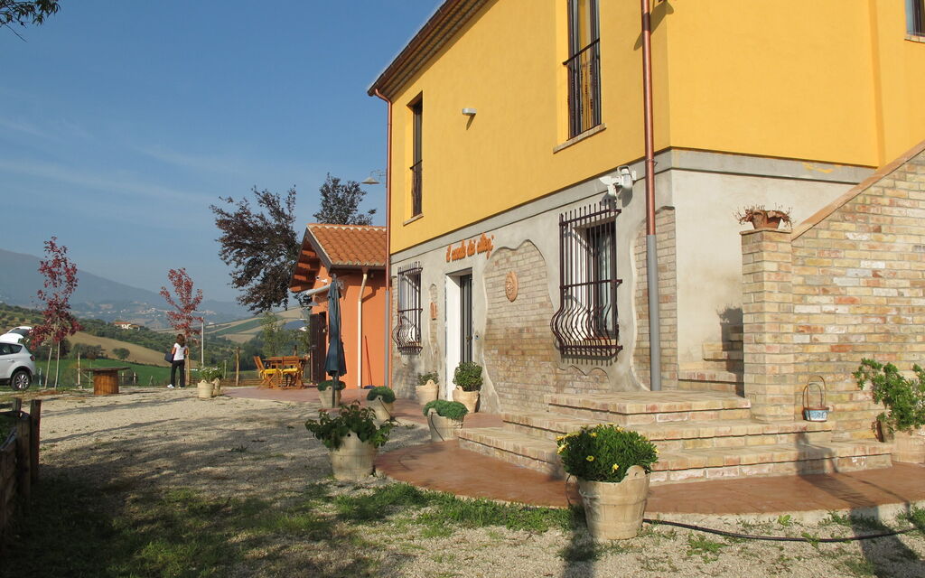 Casale dei Ciliegi: Autumn, Building Exterior, Outdoor, Spring, Summer, Winter