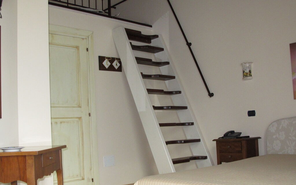 Casale dei Ciliegi: Autumn, Bedroom, Spring, Summer