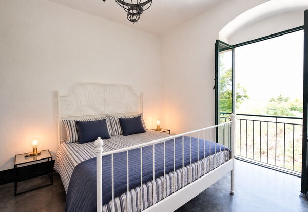 Villa Chiaramonte Gulfi: Autumn, Bedroom, Spring, Summer