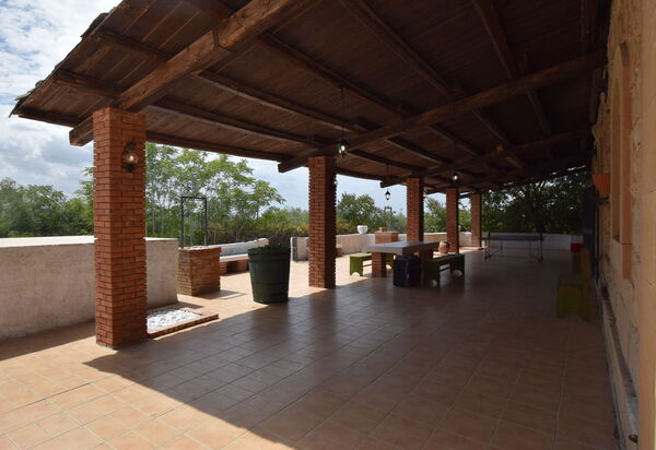 Villa Chiaramonte Gulfi: Autumn, Balcony / Terrace / Patio, Garden, Spring, Summer