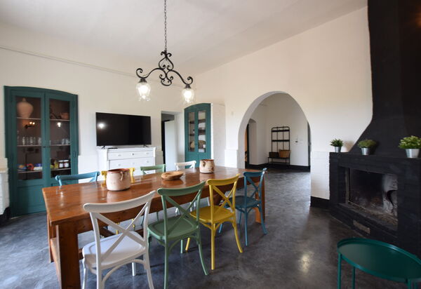 Villa Chiaramonte Gulfi: Autumn, Dining Room, Spring, Summer