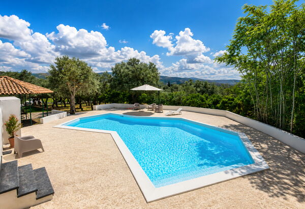 Villa Chiaramonte Gulfi: Autumn, Pool, Spring, Summer