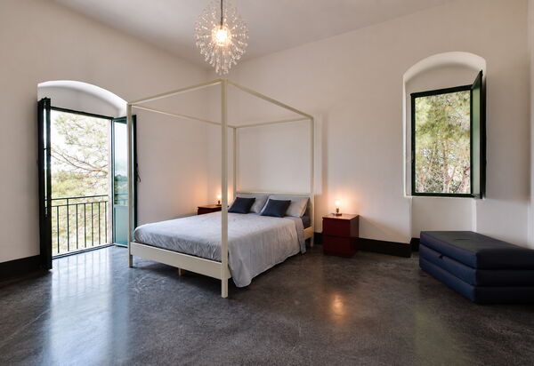 Villa Chiaramonte Gulfi: Autumn, Bedroom, Spring, Summer