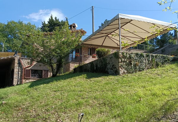 House in the Woods, Pool and Relax in Umbria: Autumn, Garden, Spring, Summer