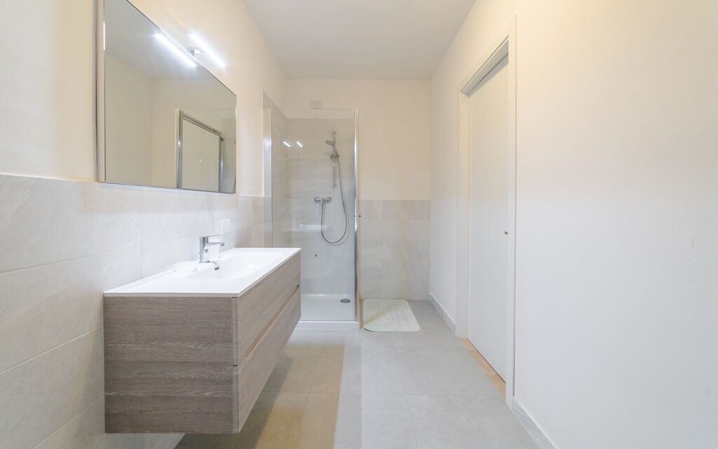 House in the Woods, Pool and Relax in Umbria: Autumn, Bathroom, Spring, Summer