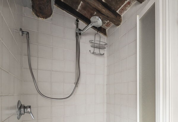 La Casa del Grillo Parlante: Autumn, Bathroom, Spring, Summer