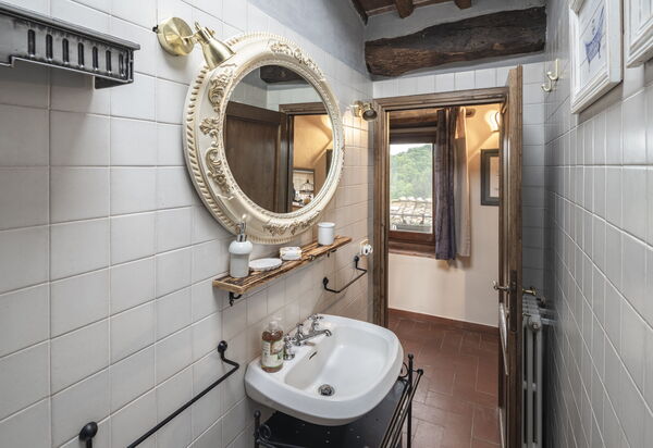 La Casa del Grillo Parlante: Autumn, Bathroom, Spring, Summer