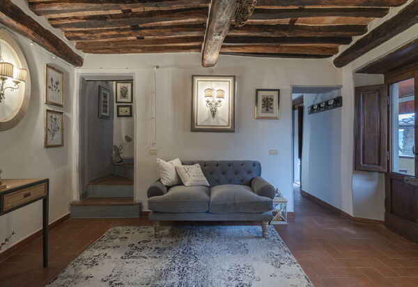 La Casa del Grillo Parlante: Autumn, Living Room, Spring, Summer