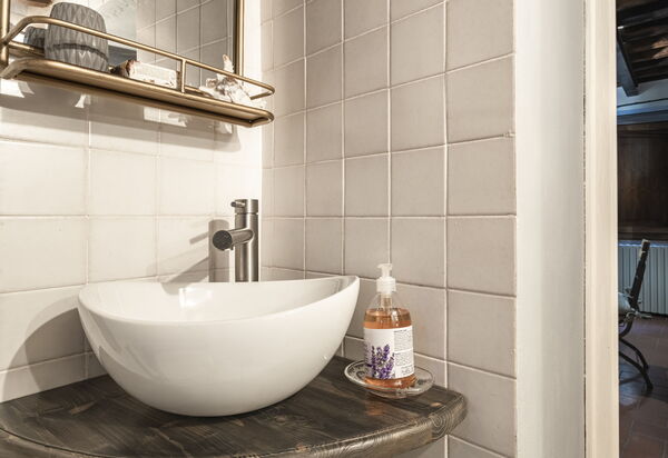 La Casa del Grillo Parlante: Autumn, Bathroom, Spring, Summer