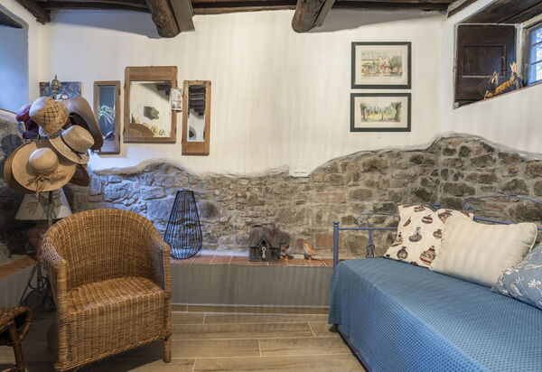 La Casa del Grillo Parlante: Autumn, Living Room, Spring, Summer