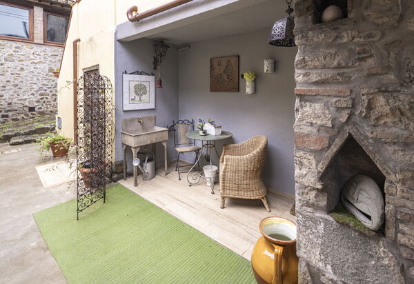 La Casa del Grillo Parlante: Autumn, Balcony / Terrace / Patio, Main Entrance, Spring, Summer