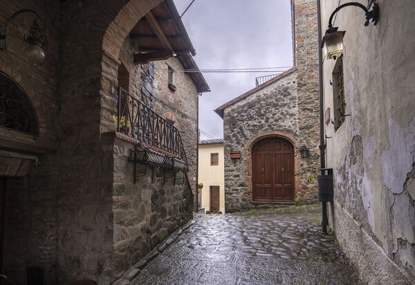 La Casa del Grillo Parlante: Autumn, Building Exterior, Outdoor, Spring, Summer