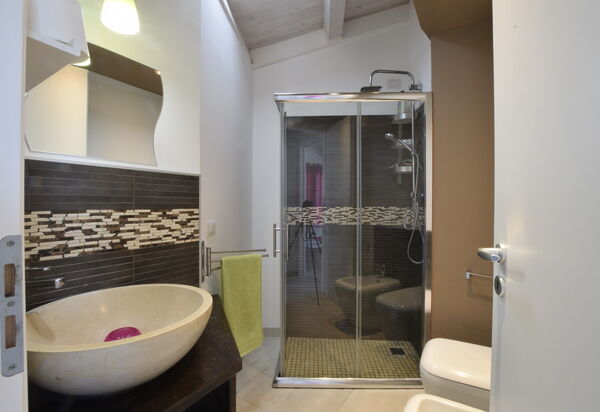 Appartamento Tramonto sul Mare: Autumn, Bathroom, Spring, Summer