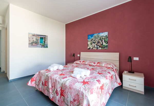 A Casa di Chica: Autumn, Bedroom, Spring, Summer