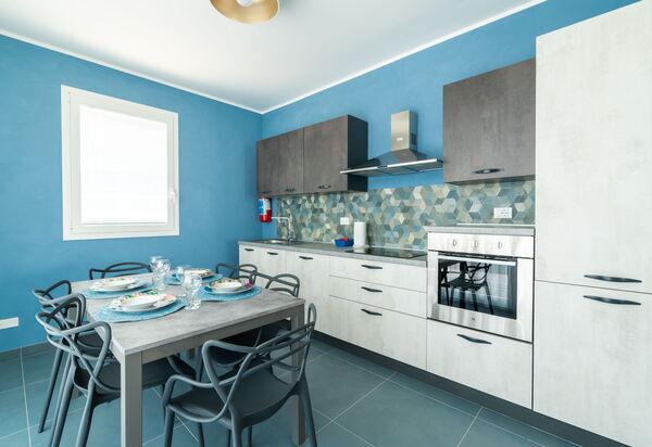A Casa di Chica: Autumn, Kitchen, Spring, Summer