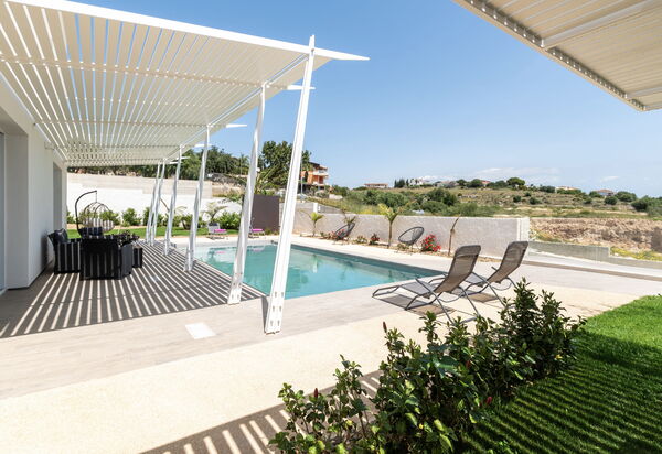 A Casa di Chica: Autumn, Balcony / Terrace / Patio, Garden, Pool, Spring, Summer