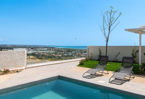 A Casa di Chica: Autumn, Garden, Pool, Spring, Summer