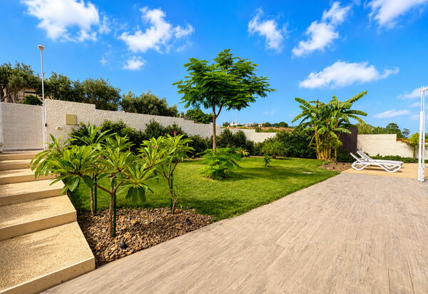 A Casa di Chica: Autumn, Garden, Spring, Summer