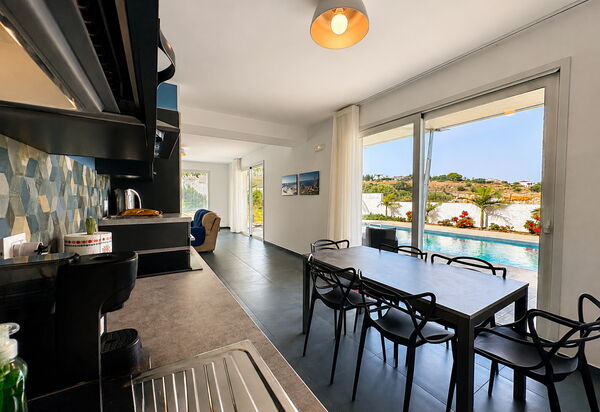 A Casa di Chica: Autumn, Kitchen, Spring, Summer