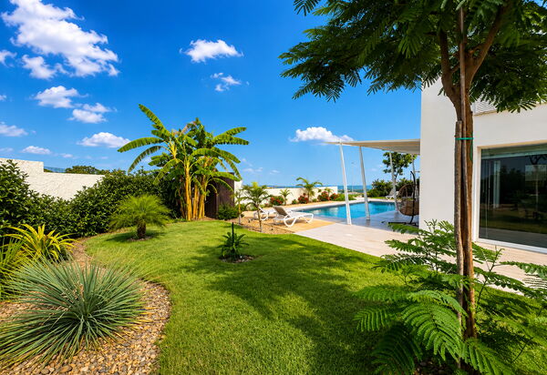 A Casa di Chica: Autumn, Garden, Spring, Summer