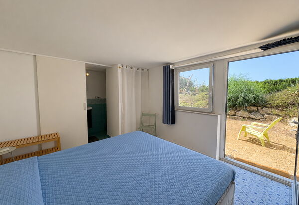 Punta Braccetto Fronte Mare: Autumn, Bedroom, Spring, Summer