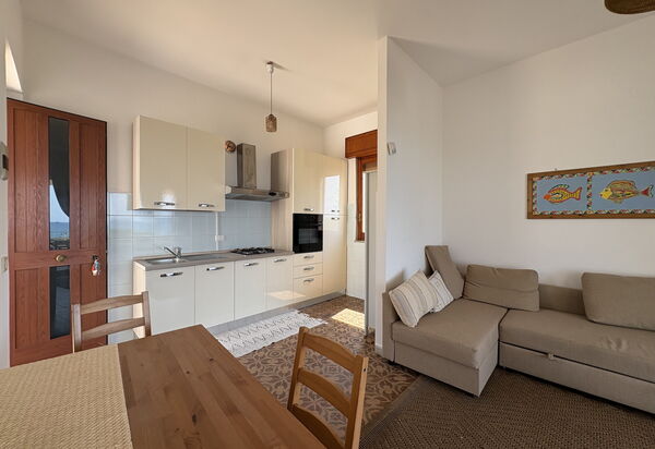 Punta Braccetto Fronte Mare: Autumn, Kitchen, Living Room, Spring, Summer