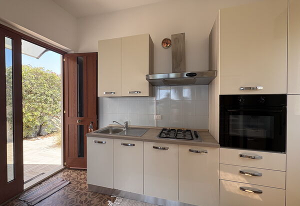 Punta Braccetto Fronte Mare: Autumn, Kitchen, Living Room, Spring, Summer
